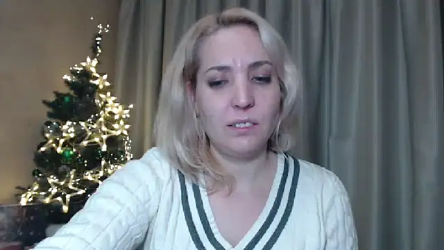 Snapshot of sweetpussy chatting on December 2024 06:05:02 PM sweetpussy online show from December 2024 06:05:02 PM