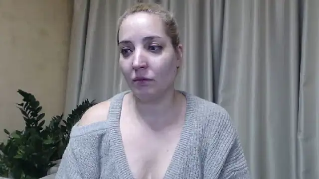 Snapshot of sweetpussy chatting on March 2025 03:49:01 PM sweetpussy online show from March 2025 03:49:01 PM