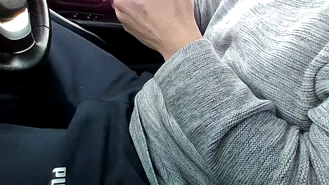 Ronnieedge online show from February 2026 03:51:01 PM