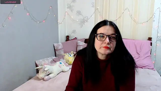 SashaBond online show from February 2026 12:58:02 PM