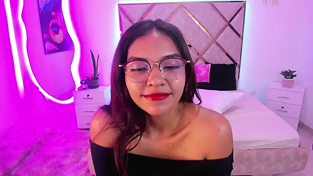 litle slut online show from April 2026 05:08:02 AM