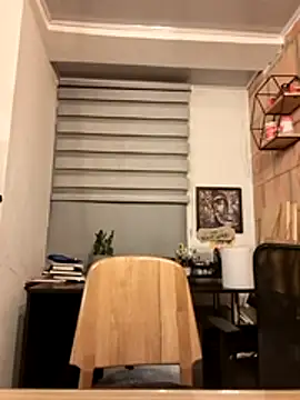 Snapshot of Magenta_Moon chatting on June 2026 11:28:01 PM Magenta Moon online show from June 2026 11:28:01 PM