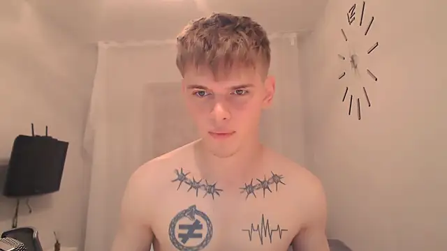 Snapshot of Fredd_Xanders chatting on July 2026 07:16:02 PM Fredd Xanders online show from July 2026 07:16:02 PM