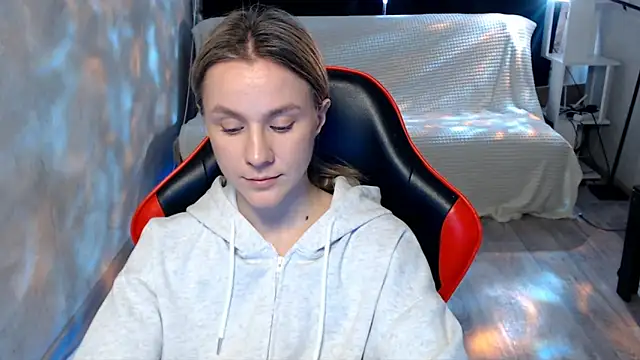 MiaBun1 online show from March 2026 05:44:01 AM