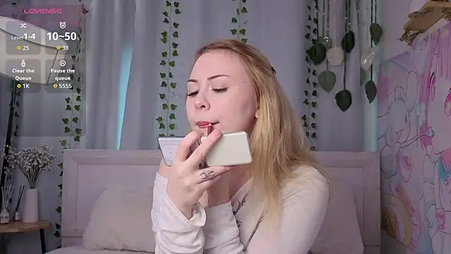 kaity berry online show from February 2026 09:08:02 AM