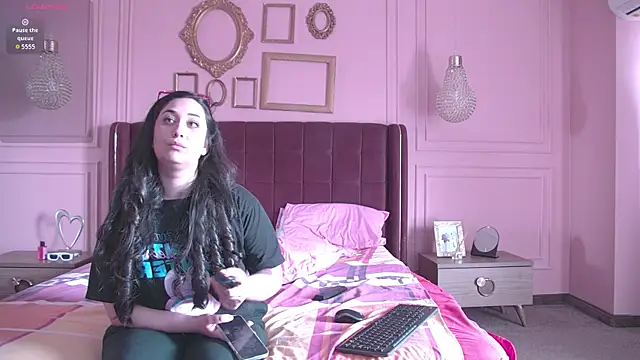 KendallVelvet online show from March 2026 01:25:01 PM