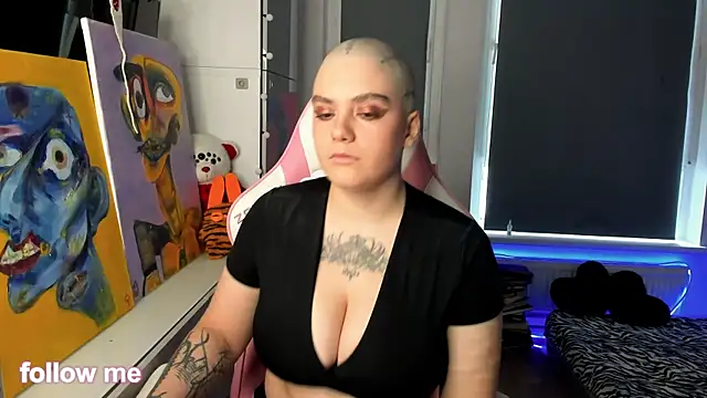 enigmastella online show from January 2026 11:05:01 AM