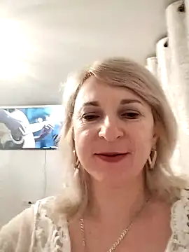 AhlyssaLove1155 online show from April 2026 05:31:02 PM