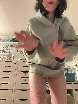 Nattasss online show from February 2026 12:20:02 AM