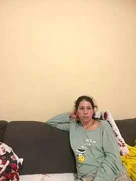 coupledeea online show from December 2025 10:28:01 PM