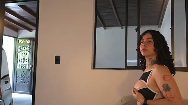 Estefania Velez online show from July 2026 08:22:02 PM