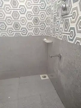 johny044 online show from January 2026 06:17:02 AM