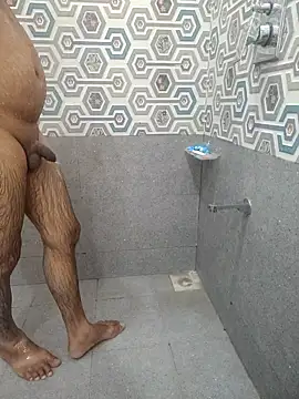 johny044 online show from February 2026 06:02:01 AM