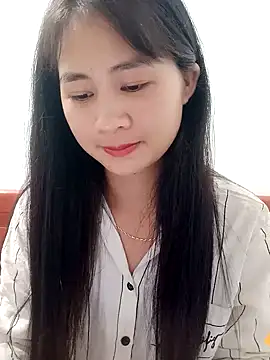 Him MountainGirl online show from April 2026 02:33:01 AM