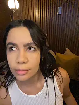 Snapshot of ValentinaEliot chatting on February 2026 12:58:01 PM ValentinaEliot online show from February 2026 12:58:01 PM