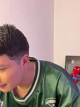 Goldenknight33 online show from March 2026 12:33:01 PM