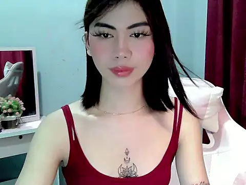 Ur hottestdella online show from February 2026 03:43:01 PM