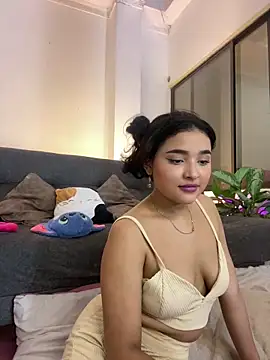 ladulcemary  online show from February 2026 08:07:02 PM