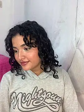 ladulcemary  online show from March 2026 07:40:01 PM