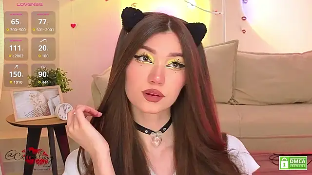 oliviaah  online show from February 2026 03:10:01 PM