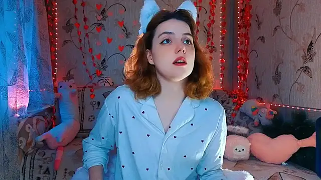 Snapshot of Ari_Meow chatting on April 2026 03:34:01 PM Ari Meow online show from April 2026 03:34:01 PM