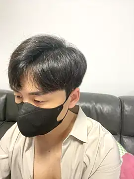 kimze7 online show from December 2025 01:40:01 PM