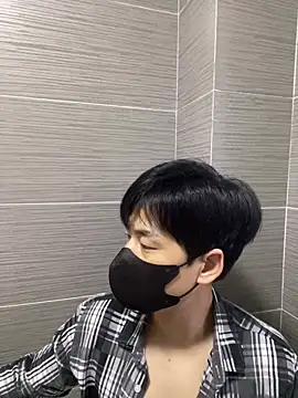 kimze7 online show from April 2026 10:26:01 PM