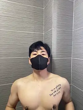 kimze7 online show from April 2026 11:38:02 PM