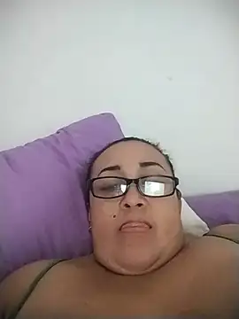 Nini Love  online show from July 2026 07:40:01 PM