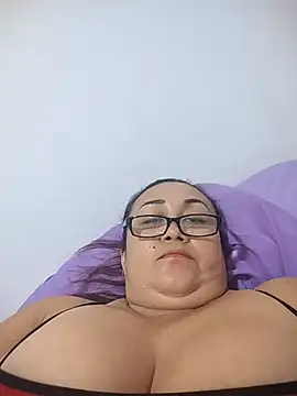 Nini Love  online show from July 2026 04:03:02 PM