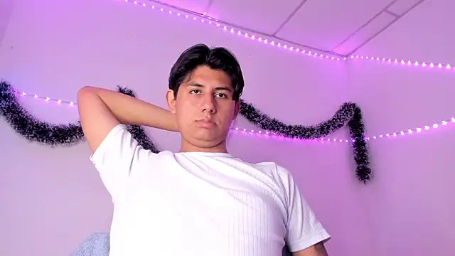 king Eric30 online show from January 2026 11:10:02 PM