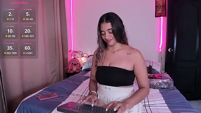 lexxa  online show from December 2025 08:02:02 PM