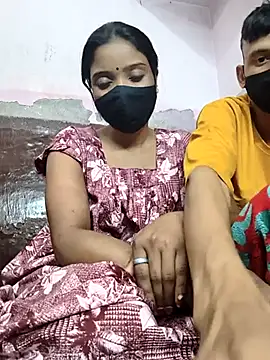couplegk71 online show from February 2026 03:29:01 PM