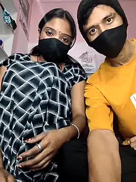 couplegk71 online show from February 2026 08:49:01 PM