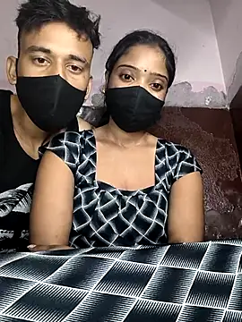 couplegk71 online show from February 2026 04:15:02 PM