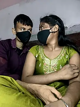 couplegk71 online show from February 2026 11:52:01 AM
