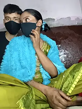 couplegk71 online show from February 2026 03:30:02 PM