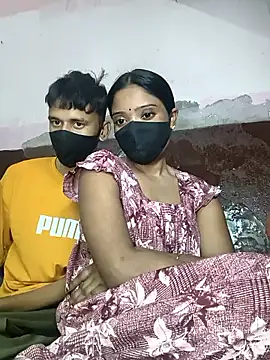 couplegk71 online show from February 2026 04:57:01 PM