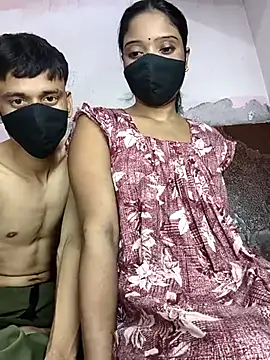 couplegk71 online show from February 2026 10:22:02 AM