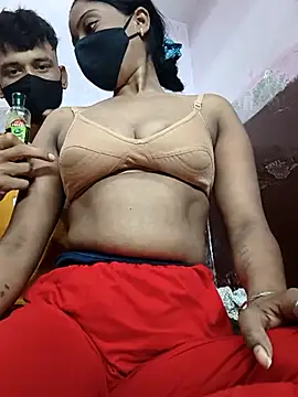 couplegk71 online show from February 2026 01:56:02 AM