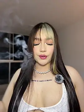 Daniela ruizz online show from April 2026 11:47:02 PM