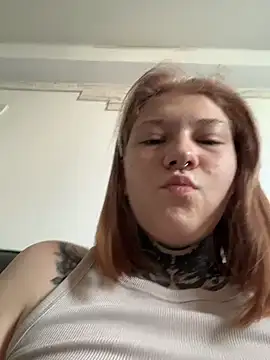 Snapshot of FionaMurr chatting on July 2026 02:13:02 AM FionaMurr online show from July 2026 02:13:02 AM