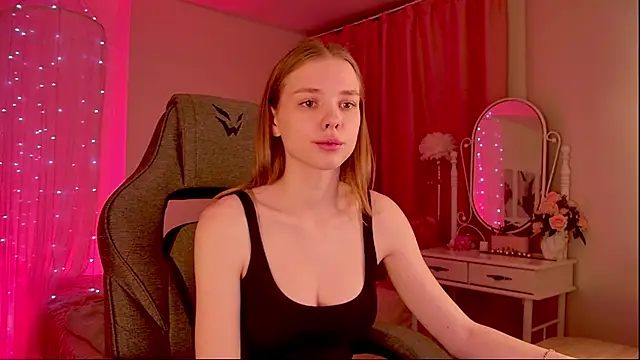 BellaHaadiid online show from December 2025 11:48:02 AM