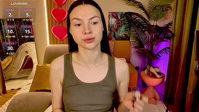 MaxinCarroll online show from April 2026 10:11:01 AM