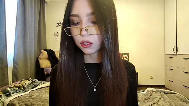 Qwami Amie online show from February 2026 08:35:01 AM