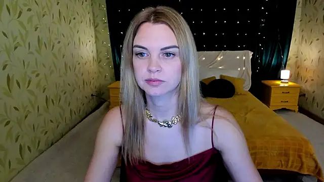 LunaFlinn online show from February 2026 04:39:02 AM