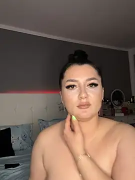 alessiaporn online show from April 2026 07:07:02 PM