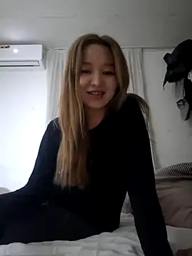 SherrylShaw online show from December 2025 07:43:02 PM