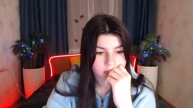 KisaModel online show from December 2025 01:12:02 AM