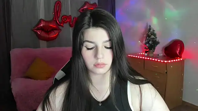 KisaModel online show from March 2026 03:18:01 PM